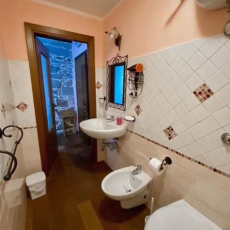 Domos Antigas Bed & Breakfast Bottidda Exterior photo